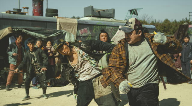  Escena de la película 'Cazadores en tierra inhóspita'. Foto: Netflix   