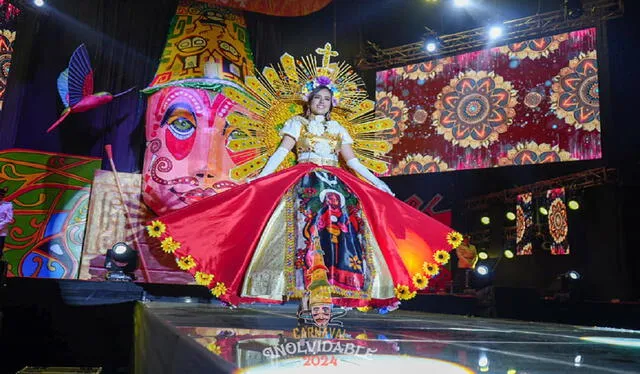  Reina carnaval 2024 deslumbró al público con su impecable presentación. Foto: Reporteros Cajamarca    
