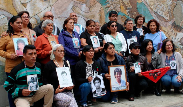 Familiares de las víctimas de Barrios Altos y La Cantuta exigen justicia. Foto: cortesía para La República   