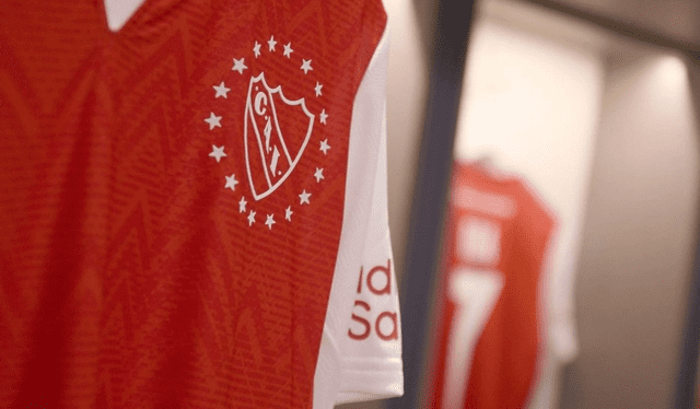  Camiseta del Club Atlético Independiente. Foto: AS    
