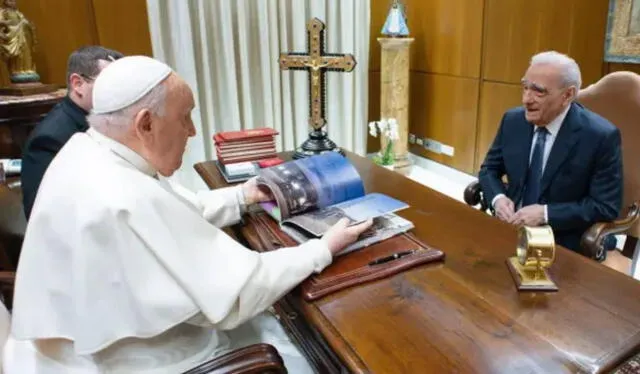 Martin Scorsese en su reunión con el papa Francisco. Foto: captura de YouTube   