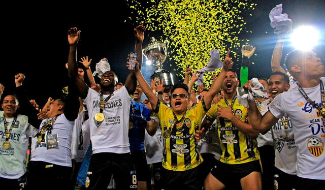 El Deportivo Táchira es el campeón reinante de la Liga FutVe. Foto: Deportivo Táchira   