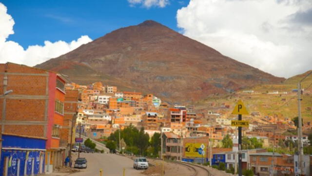  En el Cerro Rico de Potosí se empezó a comercializar la plata. Foto: Expedia    