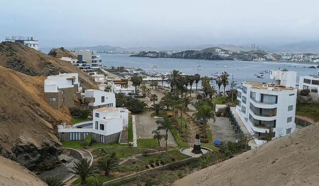 Santa María del Mar tiene aproximadamente 999 habitantes, según data del INEI de 2017. Foto: captura de YouTube/César Turismo   