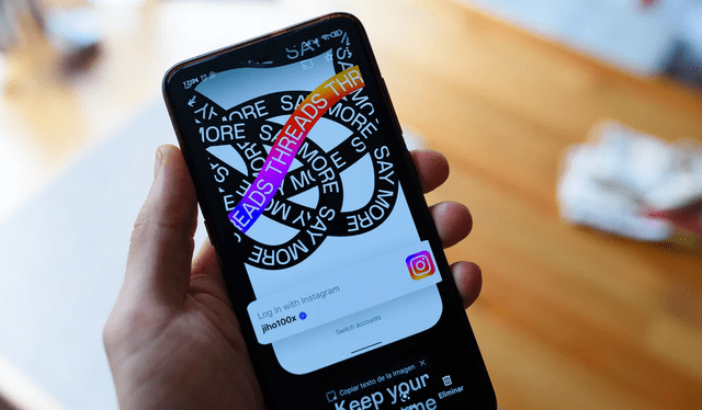  Para utilizar Threads es necesario tener una cuenta en Instagram, ya sea creando una nueva o utilizando una existente. Foto: CNN en Español<br>    