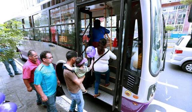  Usuarios del Corredor morado deberán tomar rutas alternas. Foto: Andina   