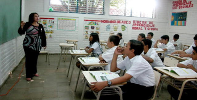 Docentes pueden participar en concursos del Minedu para mejorar sus salarios. Foto: Gobierno del Perú   