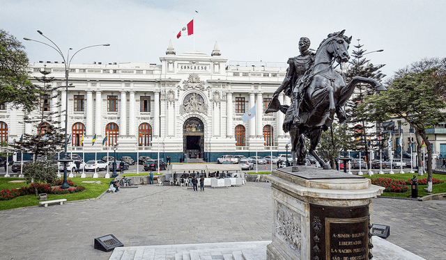 Acoso. El Congreso ha tramitado hasta nueve denuncias constitucionales contra el titular del JNE. Foto: difusión    