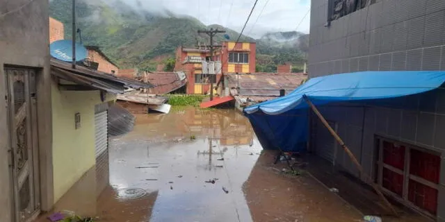 En Tipuani, La Paz, varias casas quedaron bajo el agua debido a la lluvia. Foto: APG   