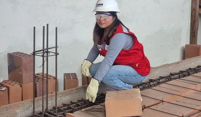 Fiorella Acuña actualmente estudia Ingeniería Civil. Foto: Rosario Rojas   