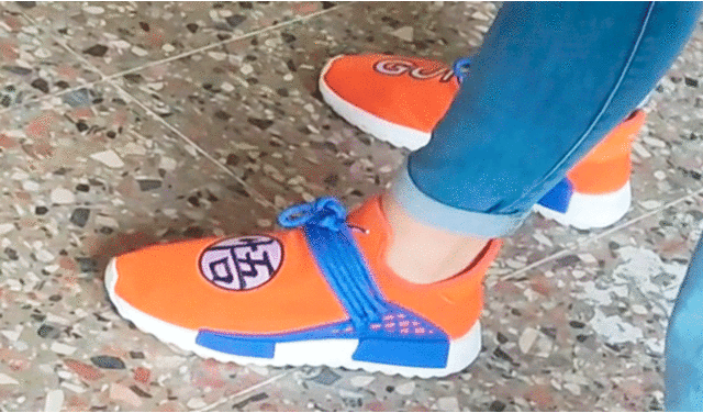  Usuarios en redes sociales se mostraron interesados en adquirir el calzado. Foto: composición LR/TikTok/@cristian111   