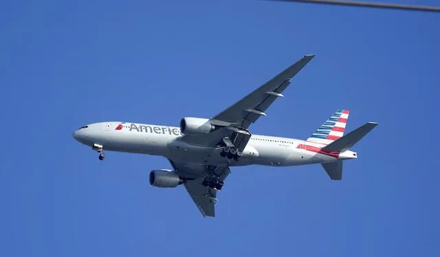  Es el sexto aterrizaje que hace el Boeing 777. Esta vez en Los Ángeles. Foto: San Diego Union   