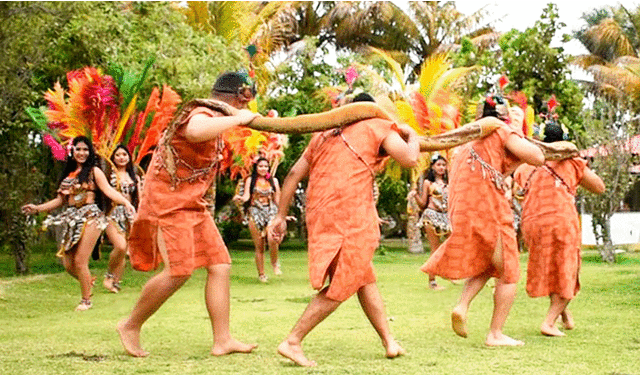  Bailes típicos de la selva peruana. Foto: Yurimaguas   
