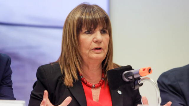 Patricia Bullrich busca enfrentar al crimen organizado de carácter mafioso. Foto: AFP   