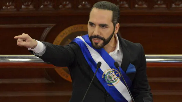 Nayib Bukele, presidente de El Salvador, impone un régimen autoritario en su país. Foto: AFP   