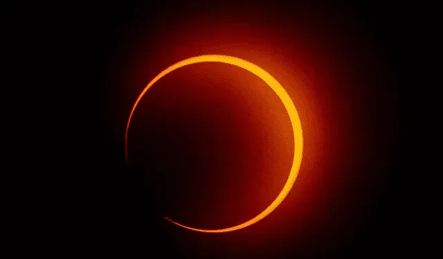 El anticipado eclipse solar del 8 de abril ha generado grandes expectativas entre la población. Foto: AFP   
