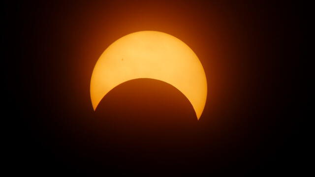 El último eclipse solar total se registró el lunes 8 de abril de 2024. Foto: Pixabay   
