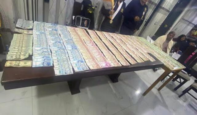  Fiscalía incautó dinero durante allanamiento. Foto: Radio Melodía    