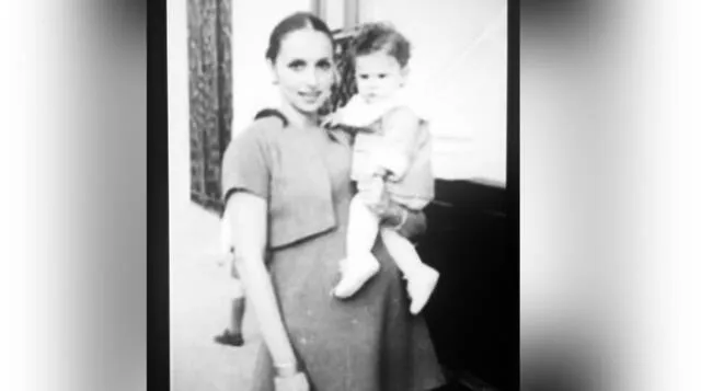 Johanna en brazos de su madre, Silvia María. Foto: Difusión<br>   