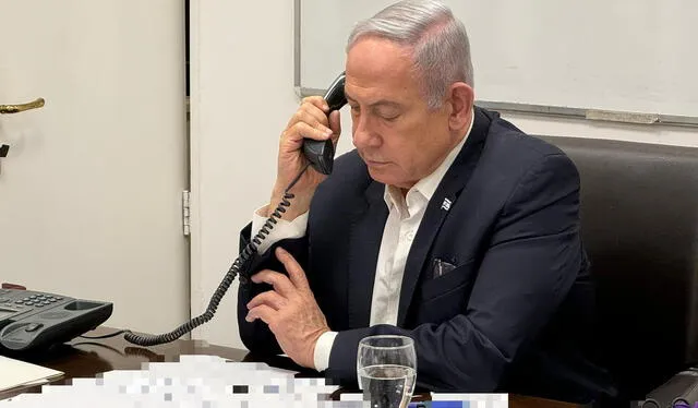 El primer ministro israelí Benjamín Netanyahu durante una llamada con Joe Biden. Foto: EFE   