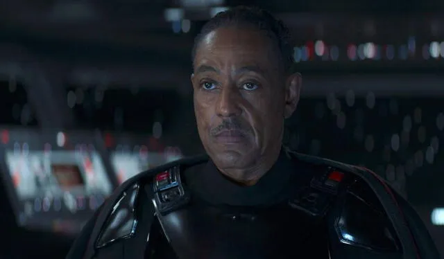  Giancarlo Esposito también ocupó un rol antagonista en ‘The Mandalorian’, en la que dio vida a Moff Gideon. Foto: Disney+    