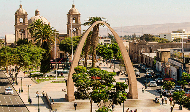  Arco Parabólico rinde honores a la ciudad y a dos de los máximos héroes peruanos de la Guerra del Pacífico. Foto: Promperú   