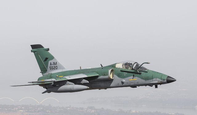  Este es uno de los aviones de la Fuerza Aérea Brasileña. Foto: Defensa.com   