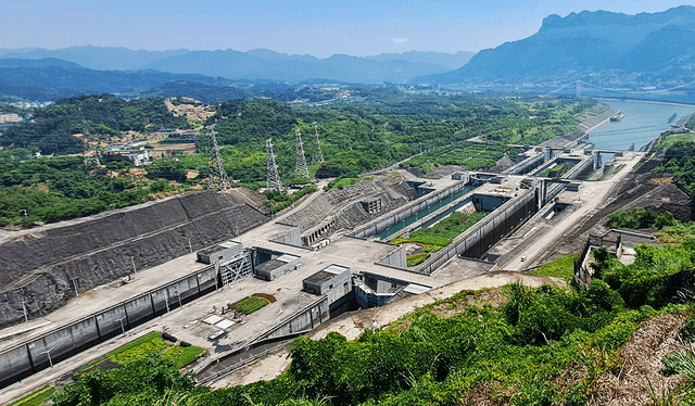 La presa de las Tres Gargantas de China tomó 17 años de construcción. Foto: Francisco Claros/La República   