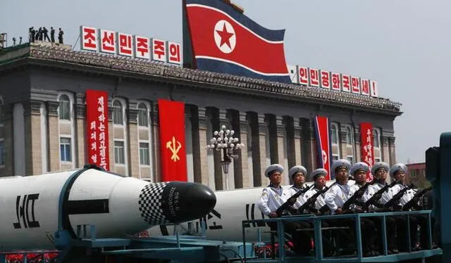 Desfile de misiles en Corea del Norte. 