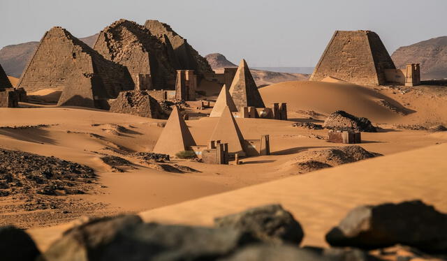  En ese país hay más de 200 pirámides de diversos tamaños, construidas entre los años 1070 y 350 a.C. Foto: National Geographic<br>    
