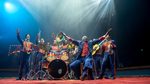 Amador' Chebo' Ballumbrosio, al mando de la música en vivo. Foto Difusión   