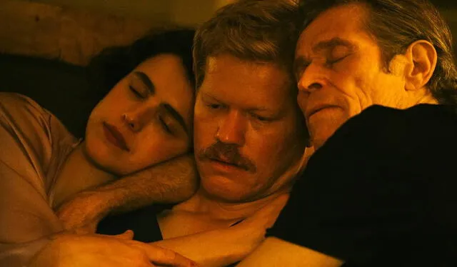  Margaret Qualley, Jesse Plemons y Willem Dafoe son otros de los nombres importantes que aparecen en la película. Foto: Searchlight Pictures    