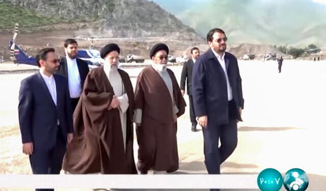 Presidente de Irán junto con otros mandatarios iraníes. Foto: AFP   