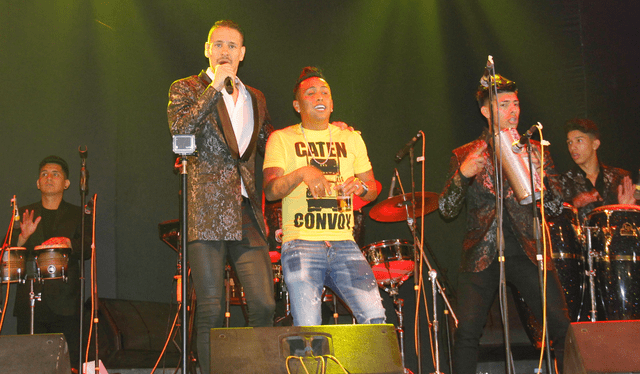 Rodrigo Tapari y Christian Cueva sorprendieron al cantar una cumbia juntos. Foto: Luis Bayeto/Wawa Music   
