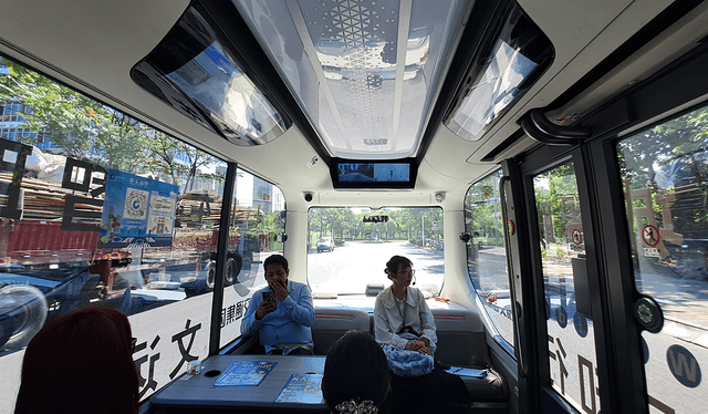 Hay por lo menos 240 buses autónomos en circulación en la ciudad china de Wuxi. Foto: Francisco Claros/ La República   