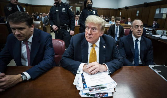  Donald Trump en el juzgado. Foto: Los Ángeles Times 