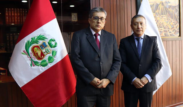 Los jueces supremos Ulises Yaya Zumaeta y Carlos Arias Lazarte   