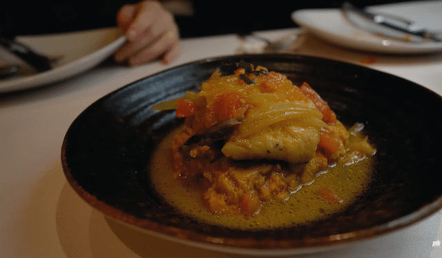  Malarrabia, plato tradicional del norte peruano, preparado en El Inca. Foto: captura de pantalla/Pasaje en Mano/YouTube<br>   