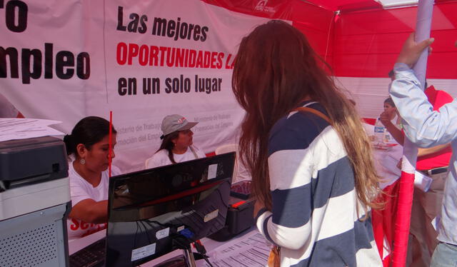  Algunas de las carreras con menor demanda son Odontología y Música. Foto: Andina.    