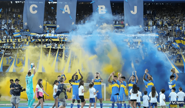  El peruano Luis Advíncula es uno de los jugadores de Boca Juniors. Foto: TyC Sports<br>    
