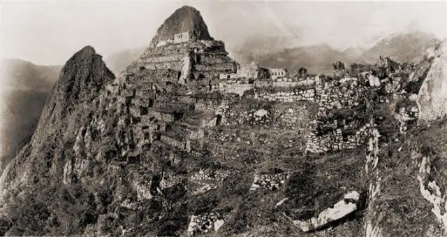  Así lucía Machu Picchu cuando fue descubierto. Foto: National Geographic    