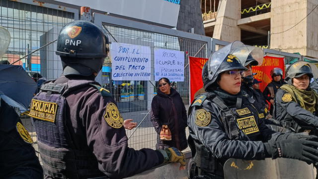Policías llegaron al lugar, pese a no haberse presentado disturbios. Foto: Liubomir Fernández   