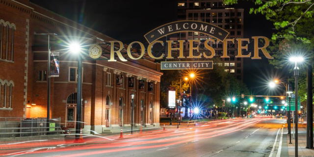  Cartel de Rochester, New York, en el centro de Rochester. Foto: Depositphotos    