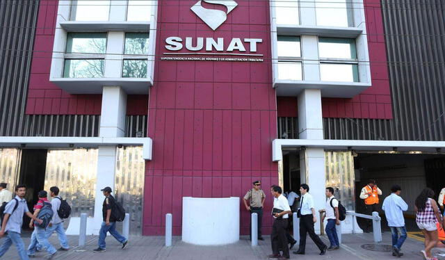  Estas es una de las sedes que tiene la Sunat en el Perú. Foto: Sunat    