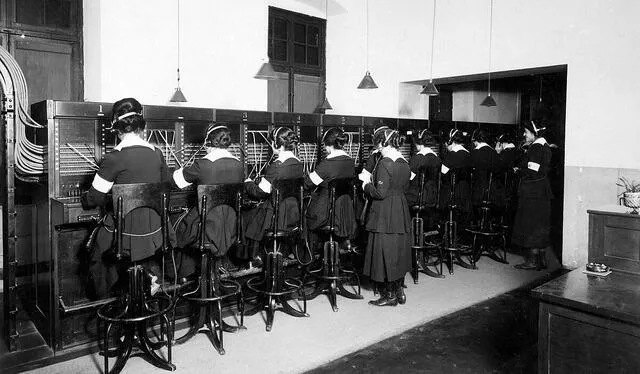  'Hello Girls' operando en el cuartel general de Chaumont, Francia, el 5 de noviembre de 1918. Foto: Archivo   