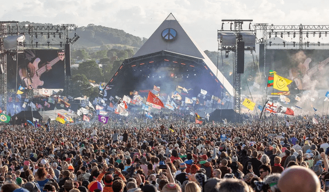 La Meca. En la edición 2024 de Glastonbury tocarán Coldplay, PJ Harvey, Cyndi Lauper, Keane, Avril Lavigne, entre otros. Glastonbury es la cita de los melómanos del mundo.   