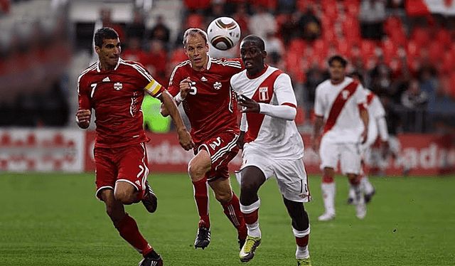  La última vez que Perú y Canadá se enfrentaron el partido quedó a favor de la selección peruana por dos goles a cero. Foto: Captura Youtube   