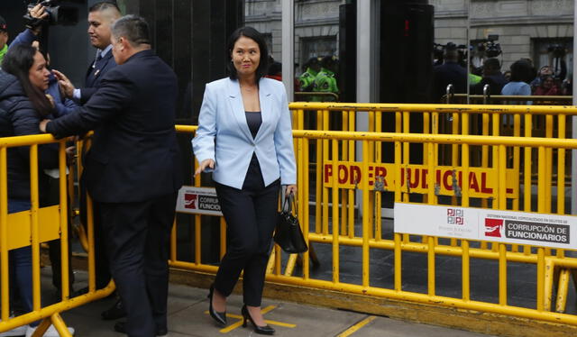  Keiko Fujimori se presentó en la audiencia por el caso cócteles. Foto: Carlos Félix/ La República.    