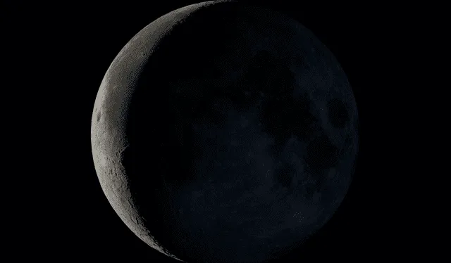 Durante la fase de creciente menguante, la Luna está en el punto de su órbita donde solo se ve una delgada curva desde la Tierra. Foto: NASA   