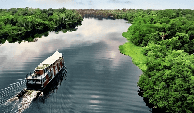  Se puede visitar Iquitos por río o avión. Foto: Tierras Vivas   